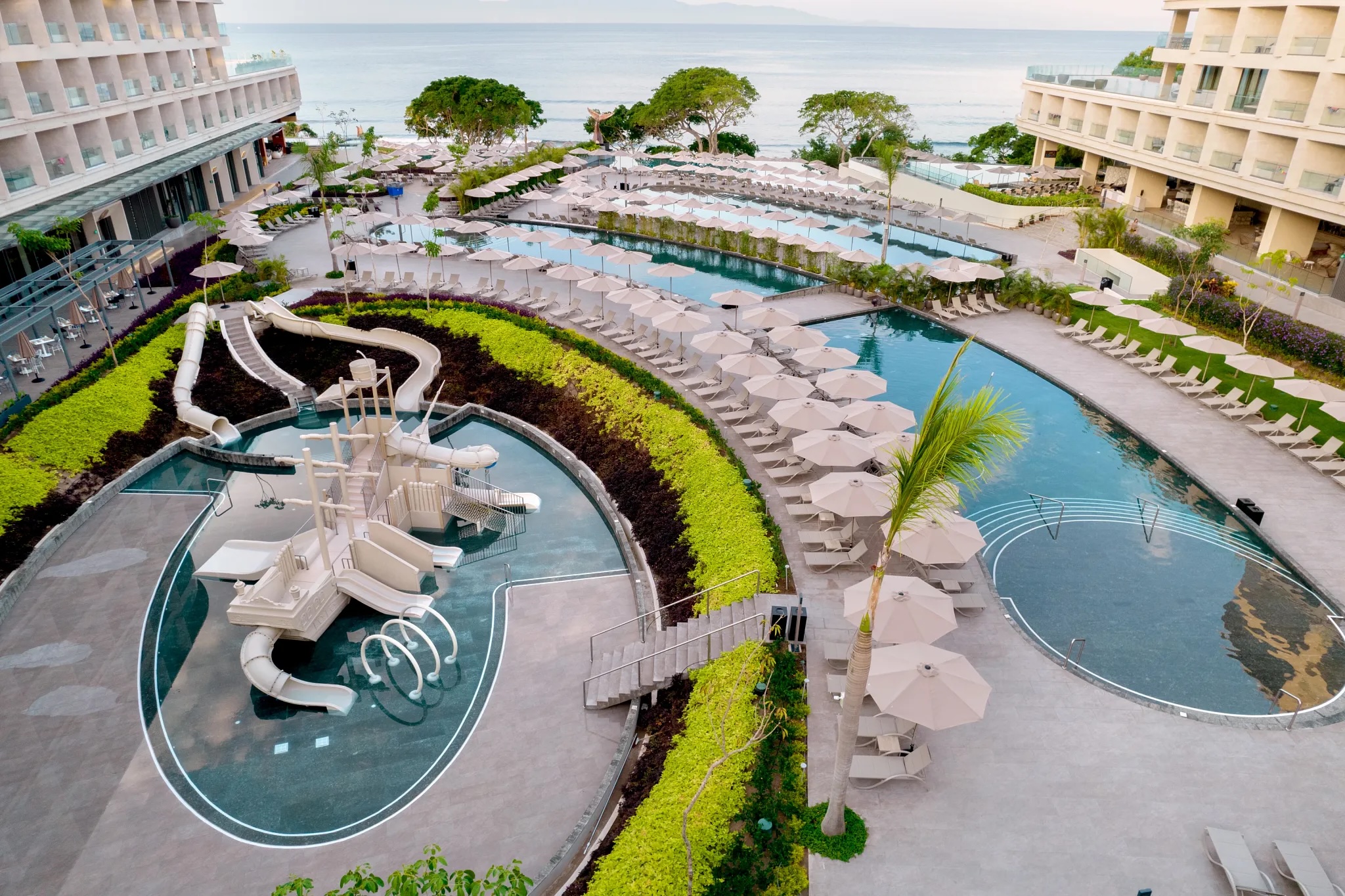 DRBMI EXT Family Poolarea AP (2)